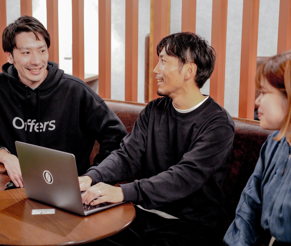 overflowのメンバーの集合写真